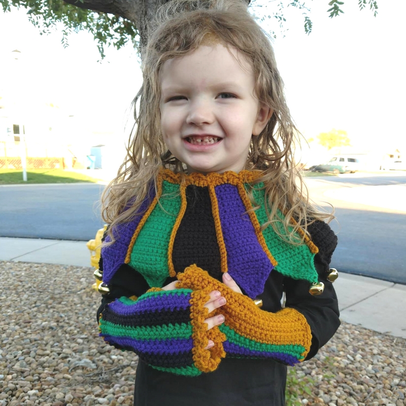 New pattern! Rainbow Clown Collar/Wrislets Set! 4 sizes! Crochetverse